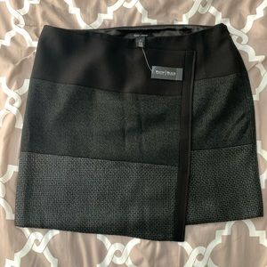 White House Black Market Skirt (NWT)